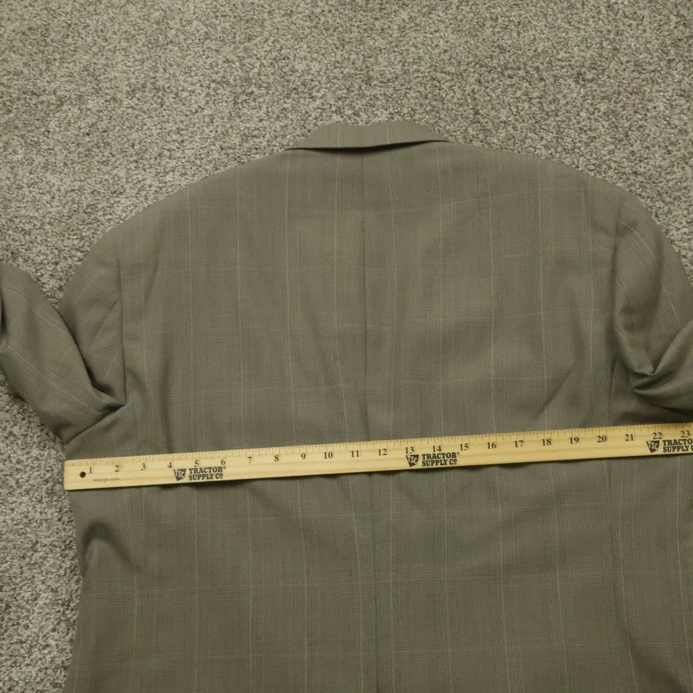 Hart Schaffner Marx this item